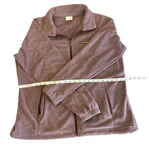 Women’s plus size 1XL Columbia full zip fleece with zippered pockets - purple
